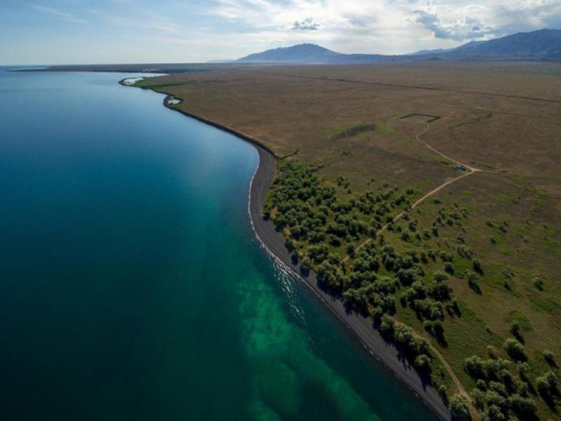 озеро Алаколь